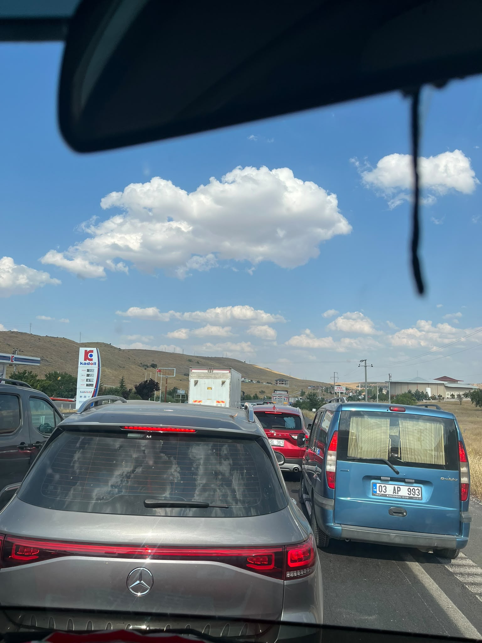Düzağaç-Afyon yolunda trafik yoğunluğu