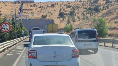 Afyonkarahisar karayolu üzerinde kritik bir geçiş noktası olan Karahisar Tüneli