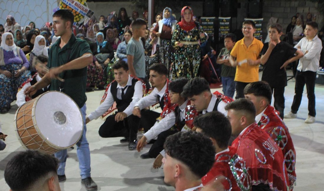 Pazarağaç Kasabasında 16 genç için düzenlenen asker eğlencesinde gurur ve