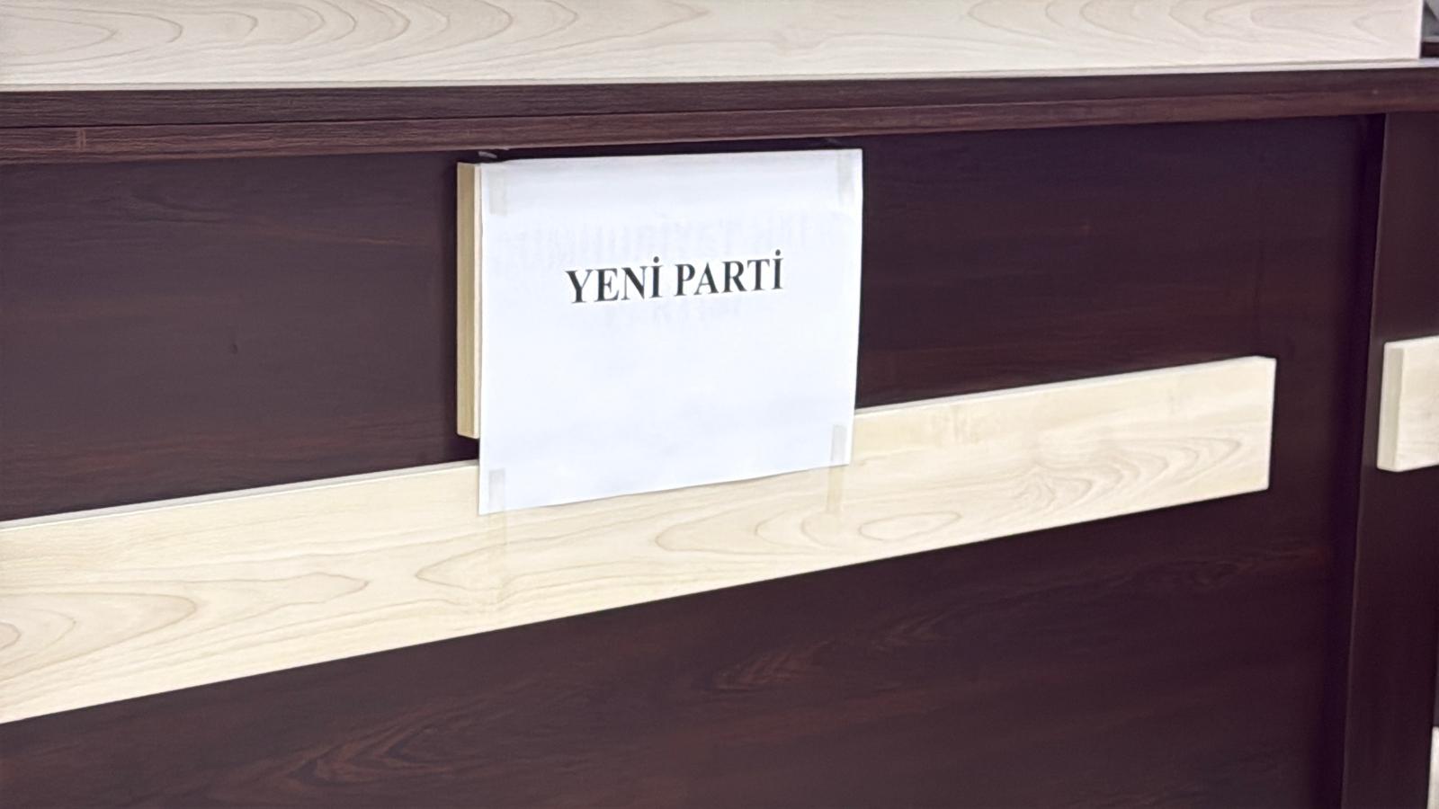 Eski CHP Grubu, İl Genel Meclisi'nde Yeni Parti adıyla yerini aldı