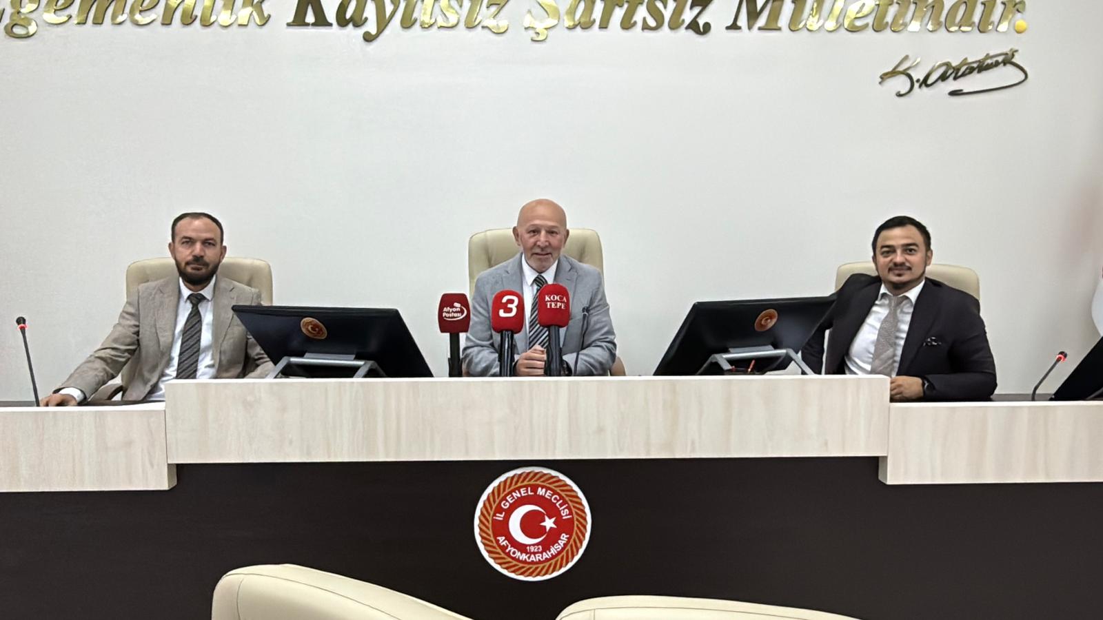 Eski CHP Grubu, İl Genel Meclisi'nde Yeni Parti adıyla yerini aldı 1 Eski CHP Grubu, İl Genel Meclisi'nde Yeni Parti adıyla yerini aldı