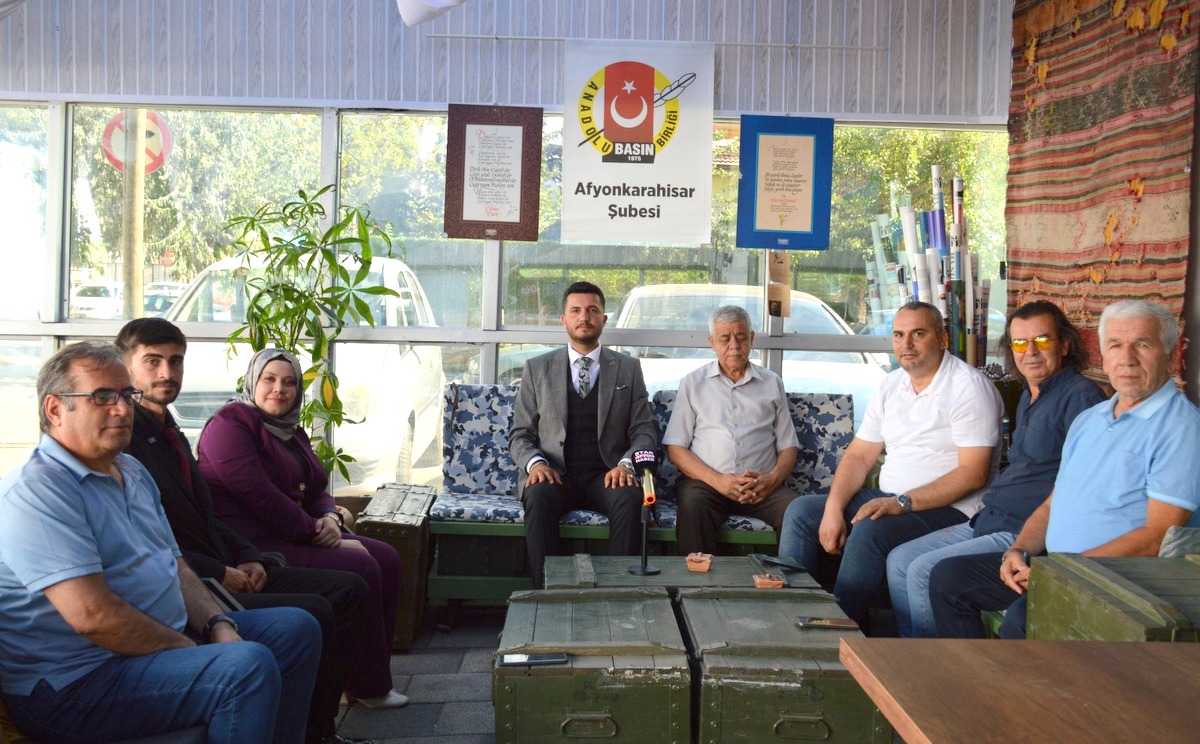 Anadolu Basın Birliği (ABB) Afyonkarahisar Şubesini ziyaret eden Anahtar Parti
