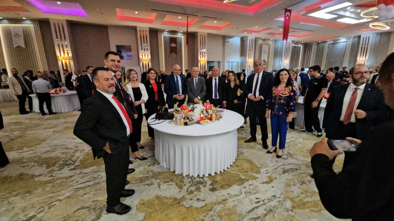 Vali Aktaş: “30 Ağustos, milletimizin ortak hafızasında daima yaşayacak”