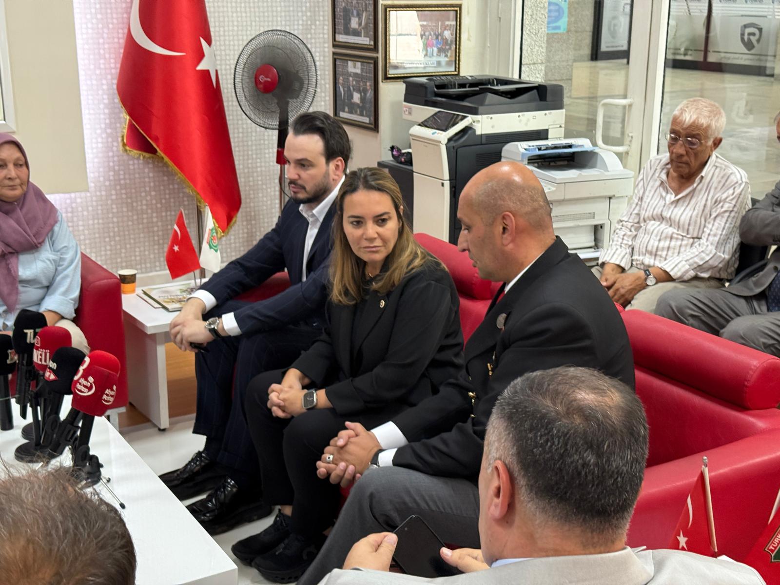 İYİ Parti heyetinden şehit yakınları ve gazilere ziyaret