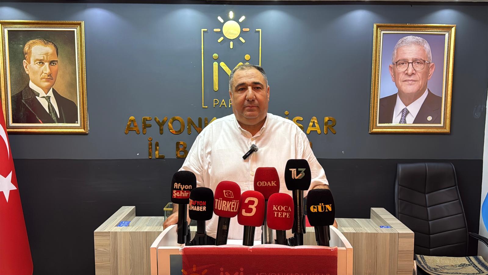 İYİ Parti Afyonkarahisar İl Başkanlığı tarafından düzenlenen haftalık basın toplantısında,