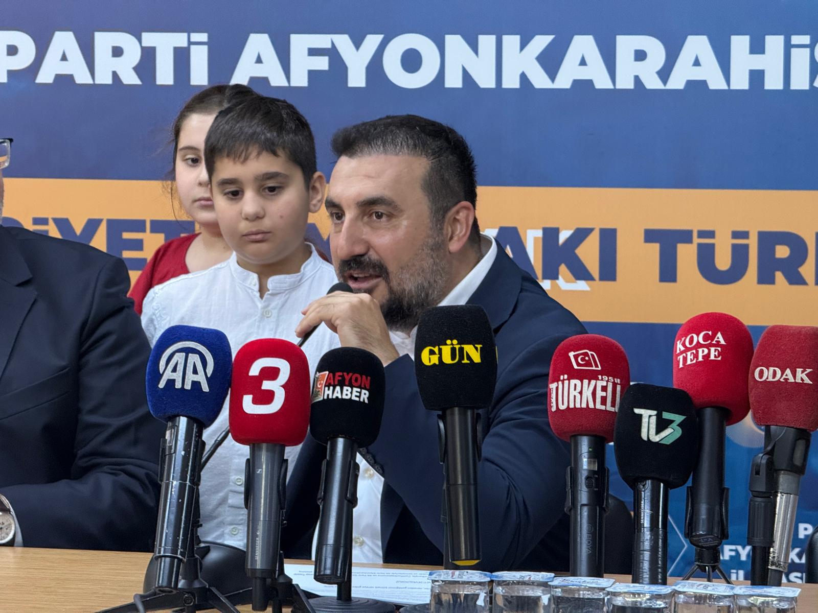 İl Başkanı Özgür Kavak göreve başladı 11 İl Başkanı Özgür Kavak göreve başladı
