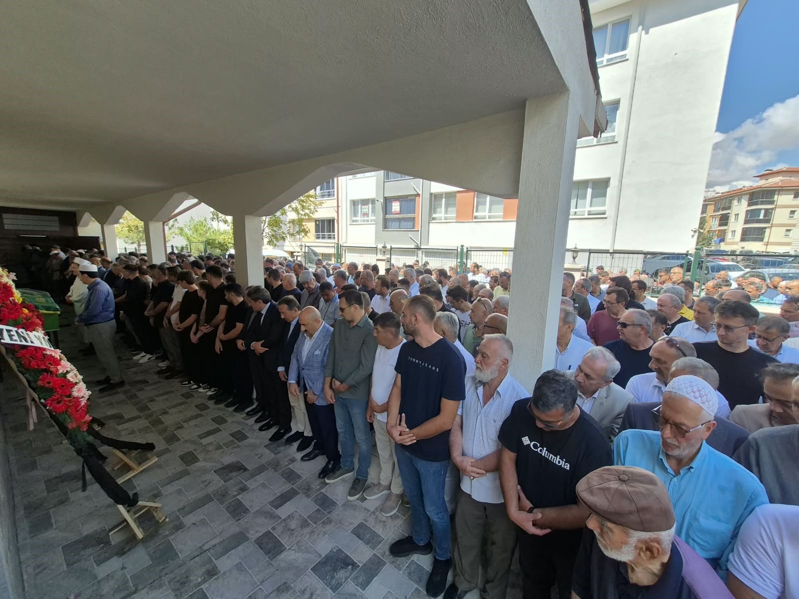 İl Milli Eğitim Müdürü Altınkaynak'ın acı kaybı 1 İl Milli Eğitim Müdürü Altınkaynak'ın acı kaybı