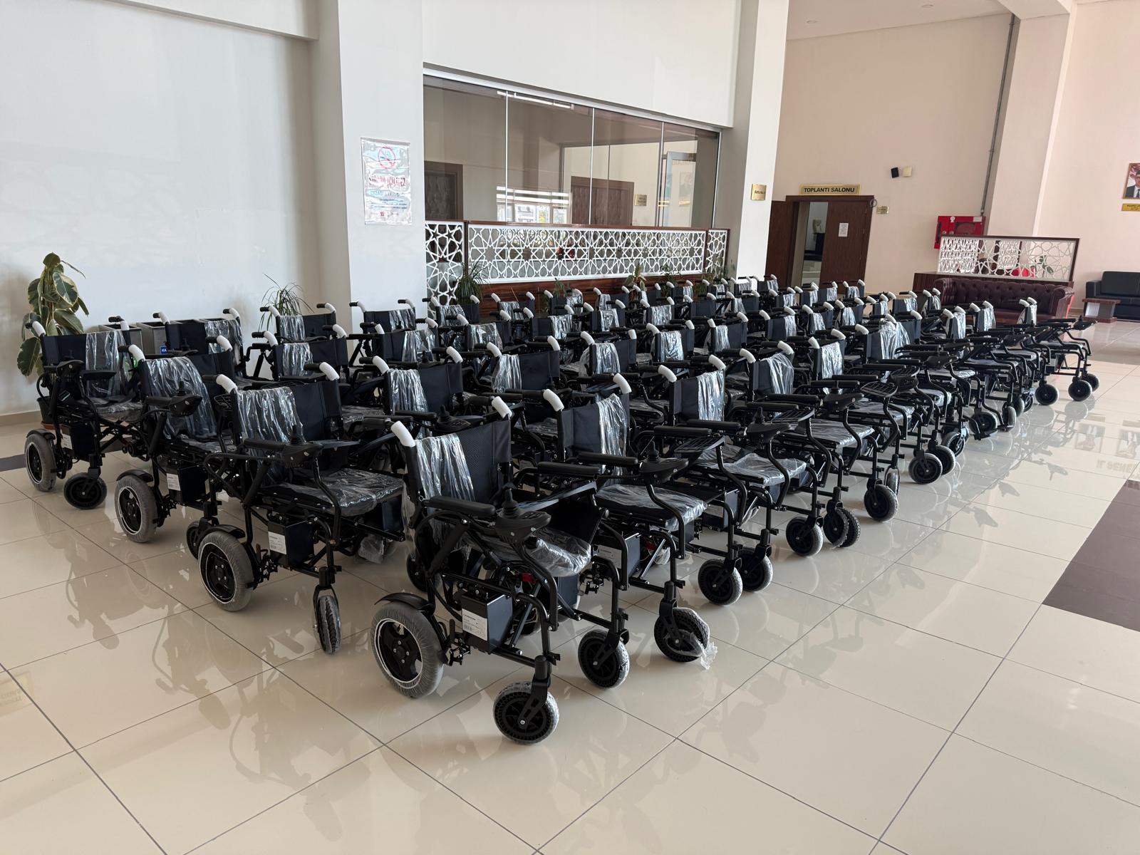 İl Özel İdaresi'nden 120 akülü engelli aracı desteği
