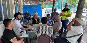 Afyonkarahisar İl Jandarma Komutanlığı ekipleri, 6 ilçede 1719 vatandaşa trafik