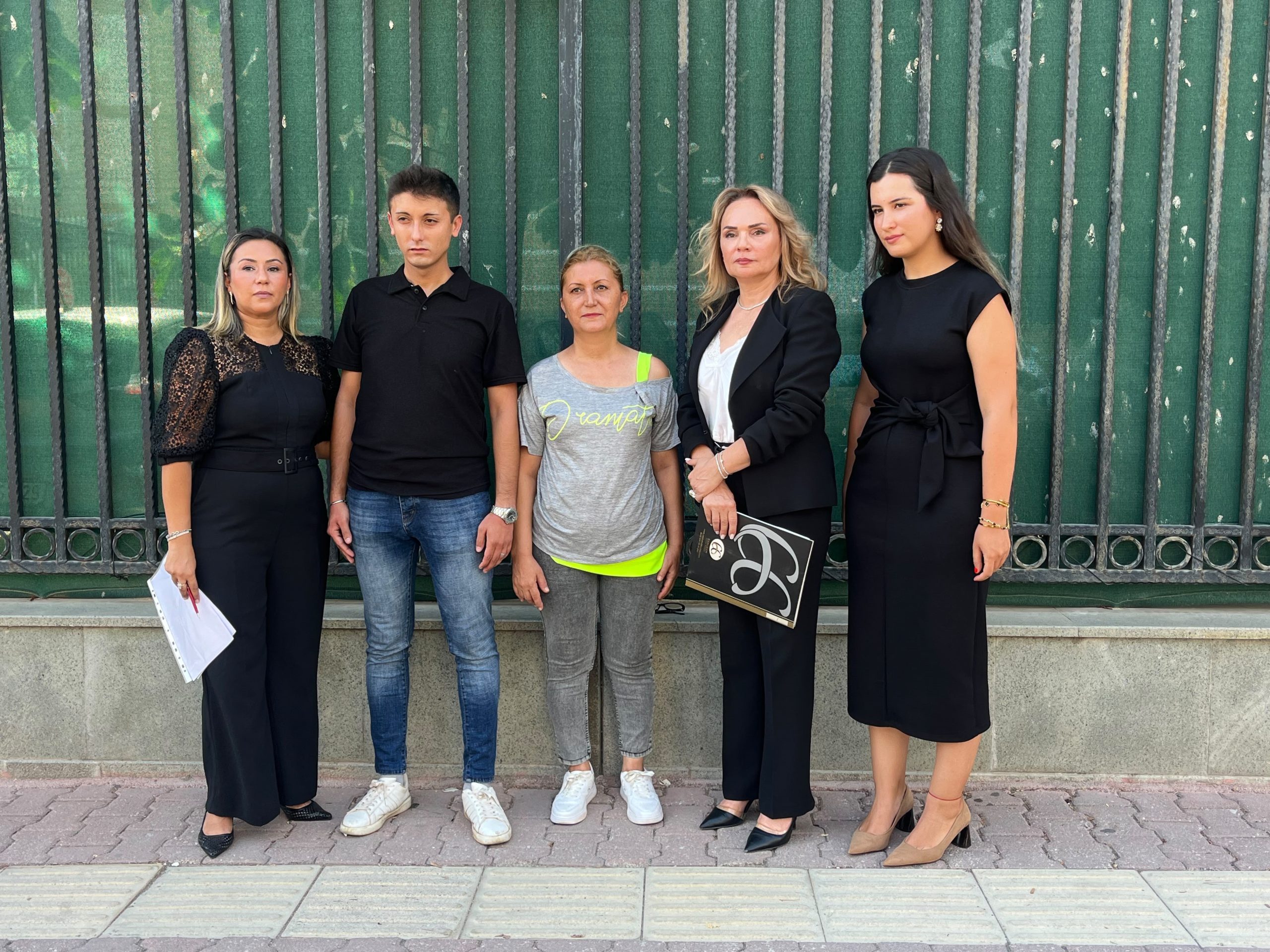 Kuyumcu soyguncusu Afyon'da yakalanmıştı: Yargıtay’dan karar 1 Kuyumcu soyguncusu Afyon'da yakalanmıştı: Yargıtay’dan karar