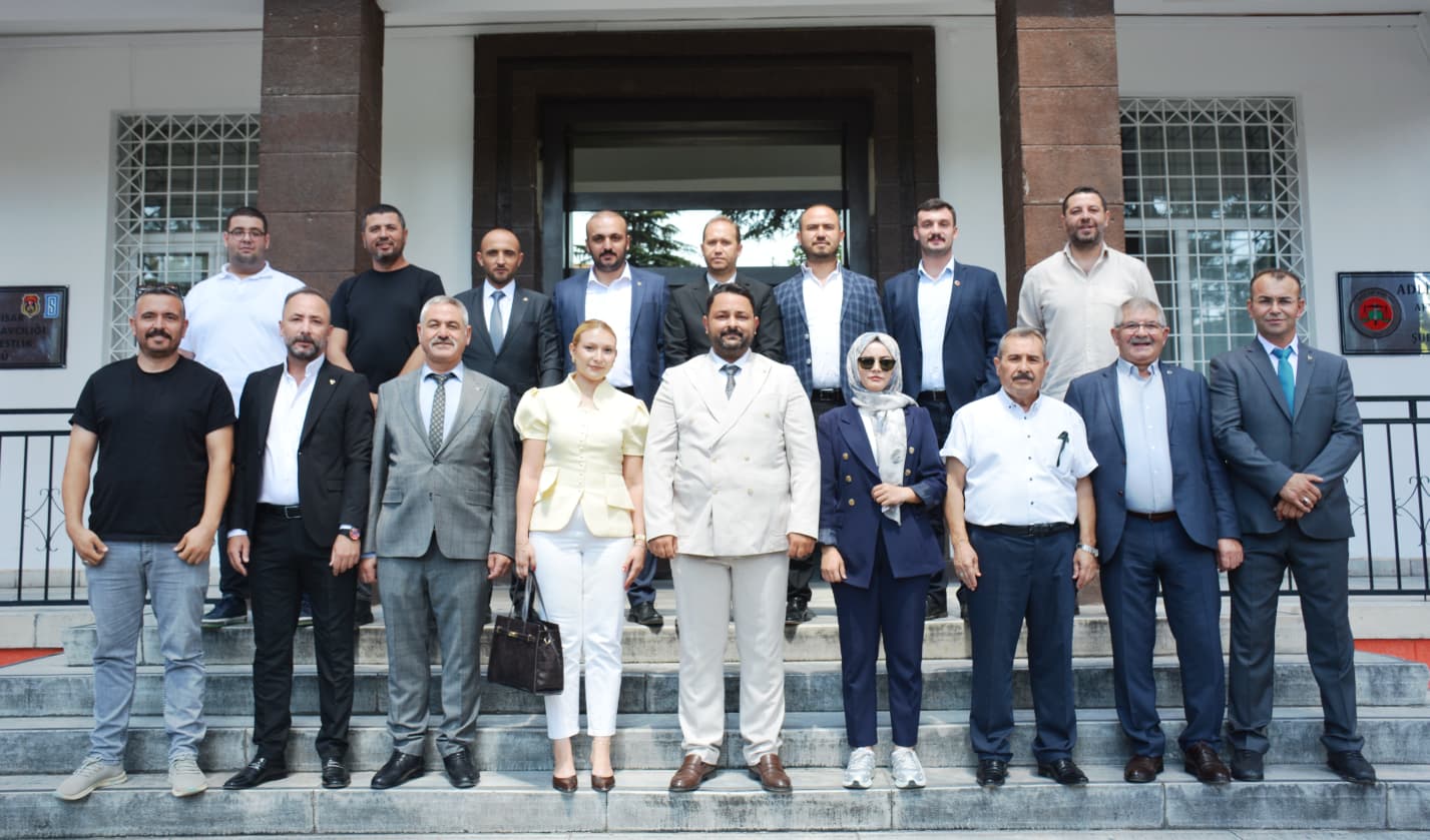 MHP Merkez İlçe Başkanı İlker Celep mazbatasını aldı 2 MHP Merkez İlçe Başkanı İlker Celep mazbatasını aldı