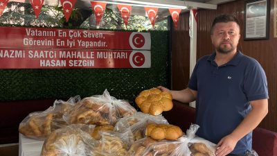 Afyonkarahisar’ın Nazmi Saatçi Mahallesi’nde Mevlid Kandili dolayısıyla geleneksel hale getirilen