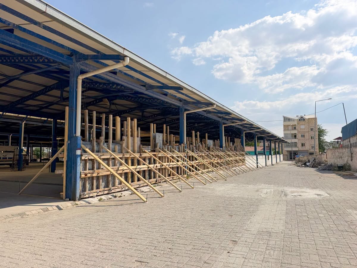 Sandıklı’nın dört bir yanında hummalı çalışma