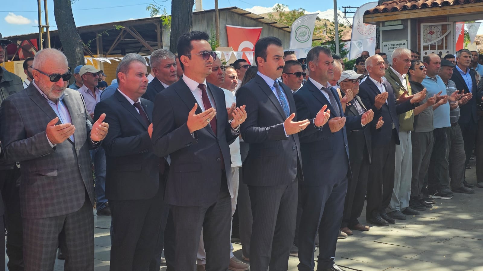 Şehit Yıldırım Kemal Bey, törenle anıldı 3 Şehit Yıldırım Kemal Bey, törenle anıldı