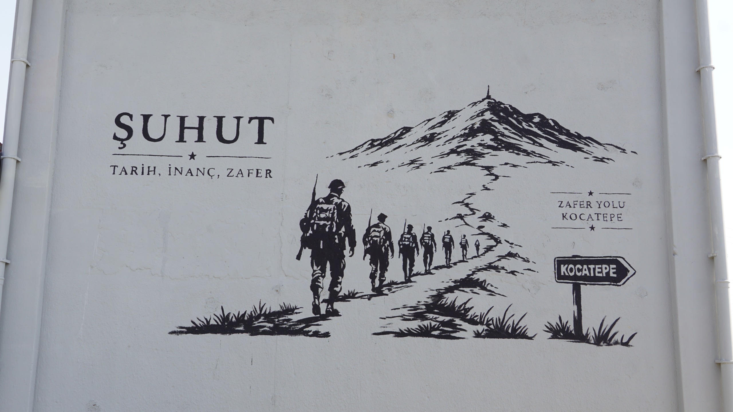 Şuhut’ta trafo binalarına sanat dokunuşu