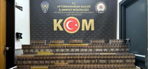 Afyonkarahisar’ın Sultandağı ilçesinde polis ekiplerinin kaçakçılıkla mücadele kapsamında gerçekleştirdiği çalışmada