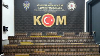 Afyonkarahisar’ın Sultandağı ilçesinde polis ekiplerinin kaçakçılıkla mücadele kapsamında gerçekleştirdiği çalışmada