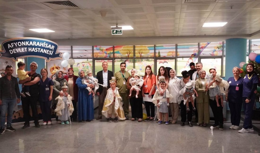 Afyonkarahisar Devlet Hastanesi’nde çocukların sünnet sürecini daha konforlu ve anlamlı