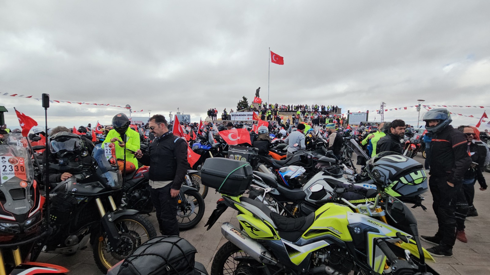 “Süvarinin İzinden” Motosikletli Saygı Sürüşü, Kocatepe’den start aldı