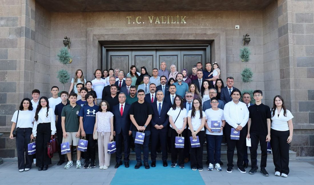 Afyonkarahisar Valisi Dr. Naci Aktaş, LGS, YKS ve Bursluluk Sınavı'nda