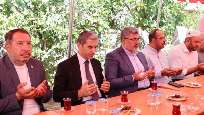 Afyonkarahisar Valisi Dr. Naci Aktaş, Dinar Belediye Başkanı Veysel Topçu