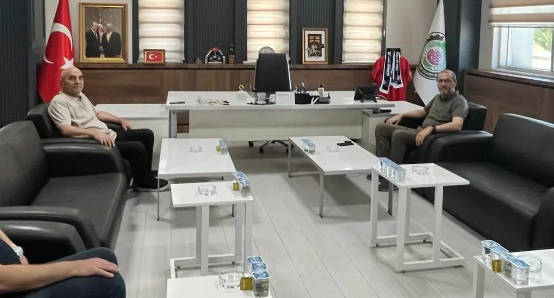 Sağlık Bakan Yardımcısı Prof. Dr. Nurullah Okumuş, Afyonkarahisar Ticaret Borsası’nı