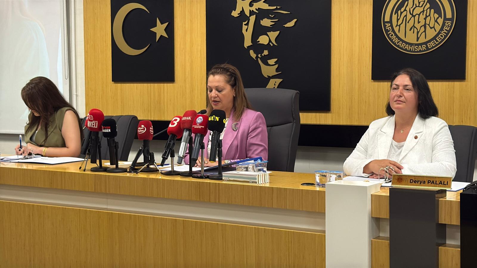 Afyonkarahisar Belediye Meclisi Ağustos ayı gündemini görüştü 2 Afyonkarahisar Belediye Meclisi Ağustos ayı gündemini görüştü