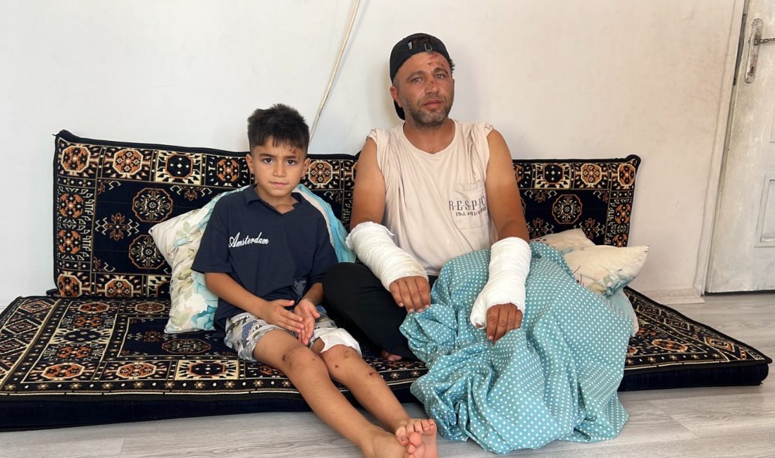 Mersin'de otomobil ile motosikletin çarpışmasının ardından sürücünün yerde yatan yaralıların