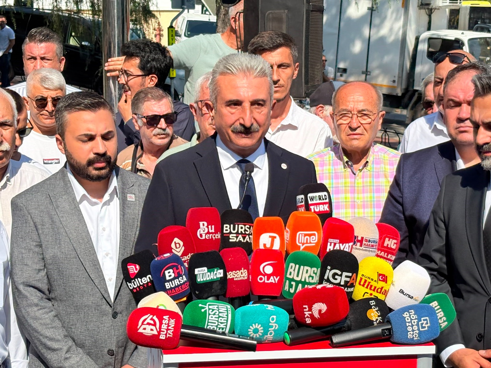 Bursa'da CHP'li belediye başkanı kalmadı 1 Bursa'da CHP'li belediye başkanı kalmadı