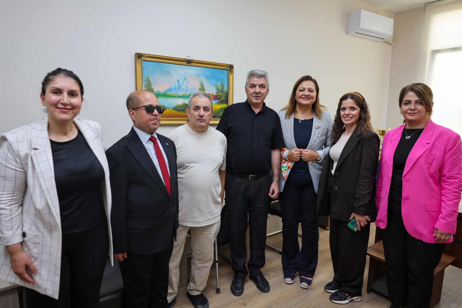 Başkan Burcu Köksal, otizmli bireyler ve aileleriyle buluştu