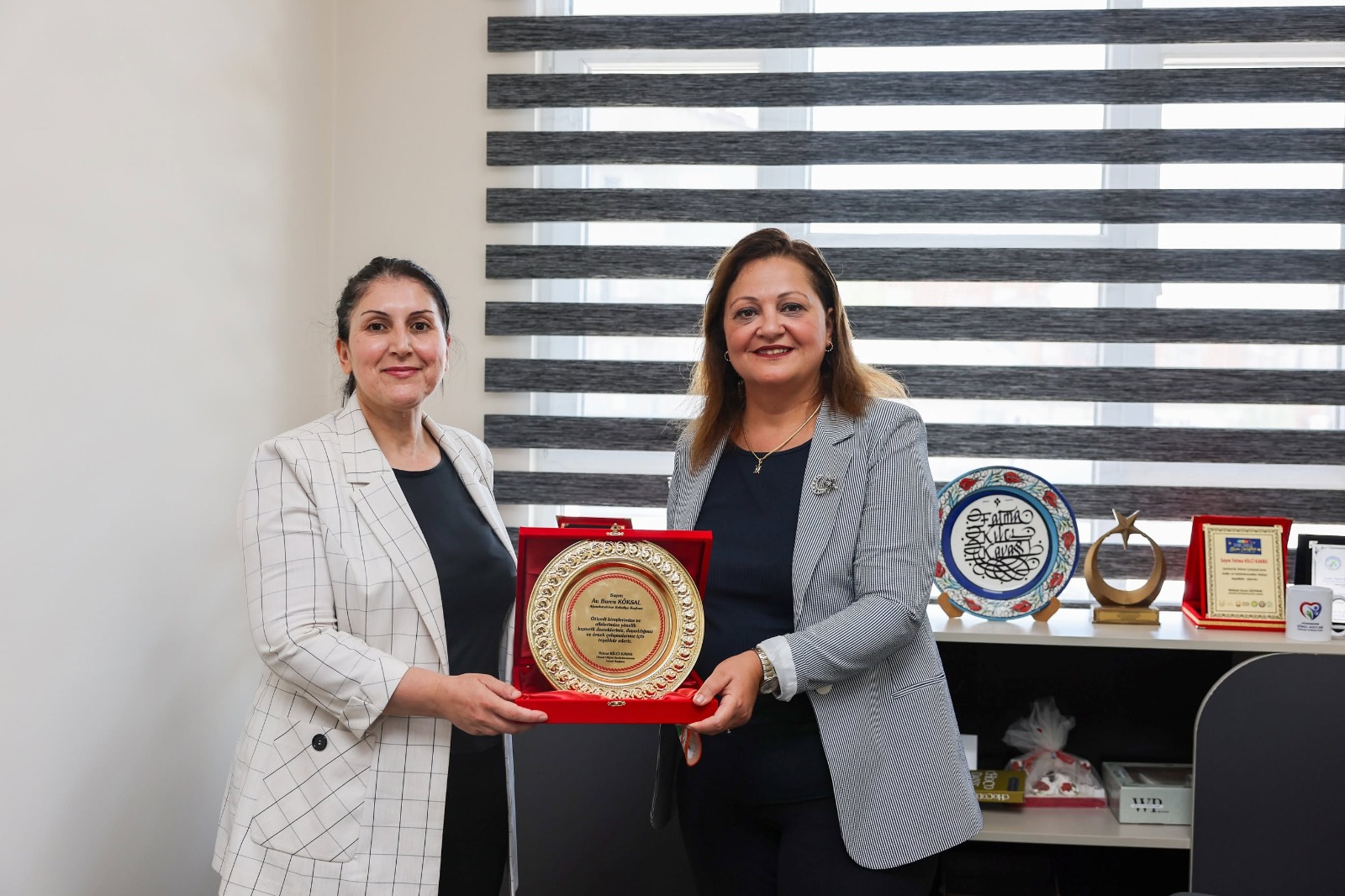 Başkan Burcu Köksal, otizmli bireyler ve aileleriyle buluştu