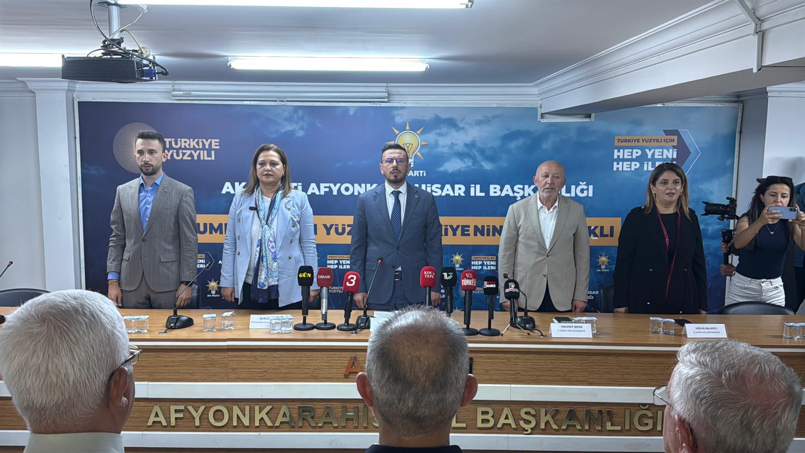 AK Parti Afyonkarahisar’da 25. yılını kutladı