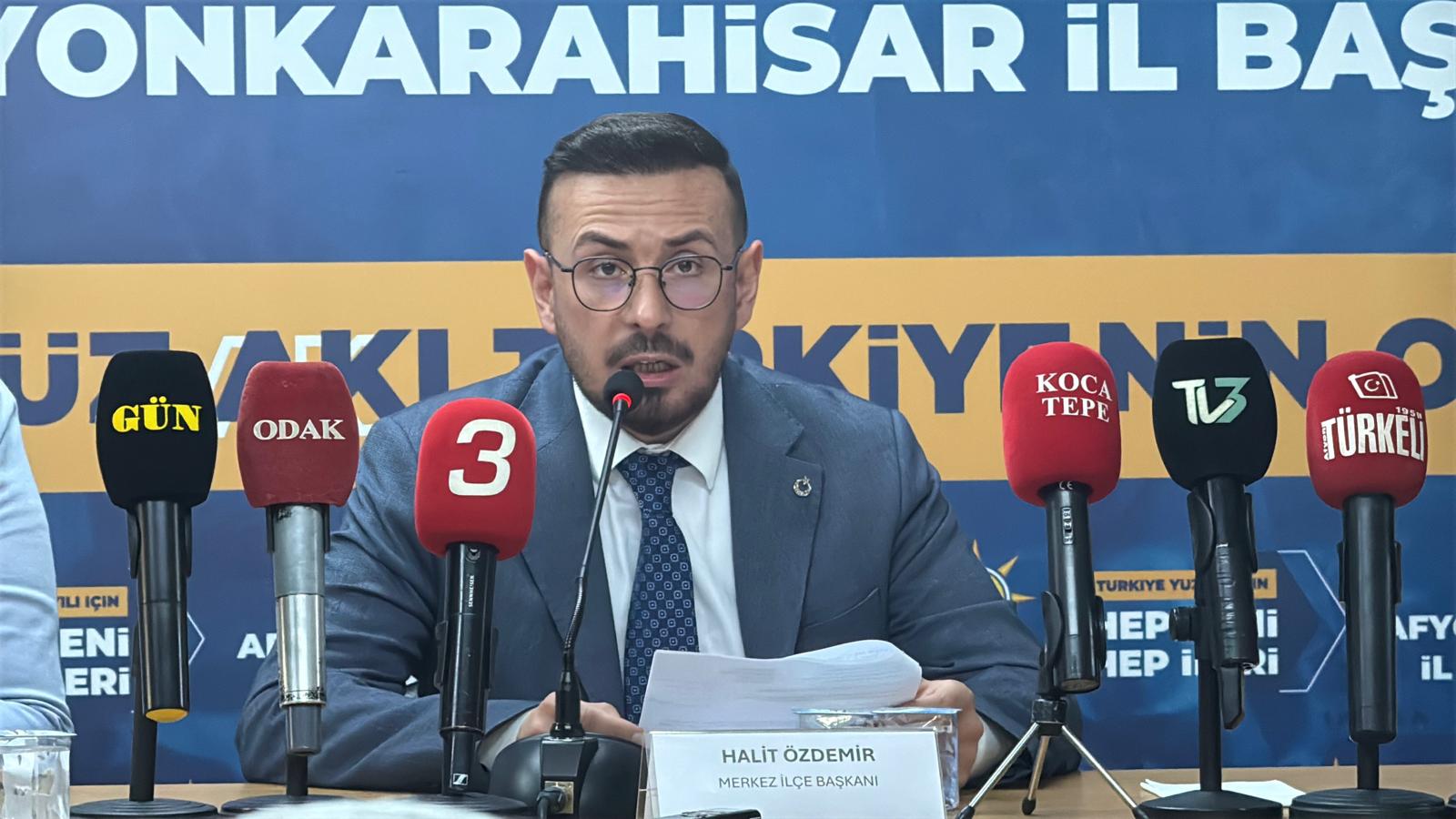 AK Parti Afyonkarahisar’da 25. yılını kutladı