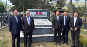 Çin’in kardeş şehirlerinden Shaoxing kentinden gelen heyet, Çay Belediyesi’ni ziyaret