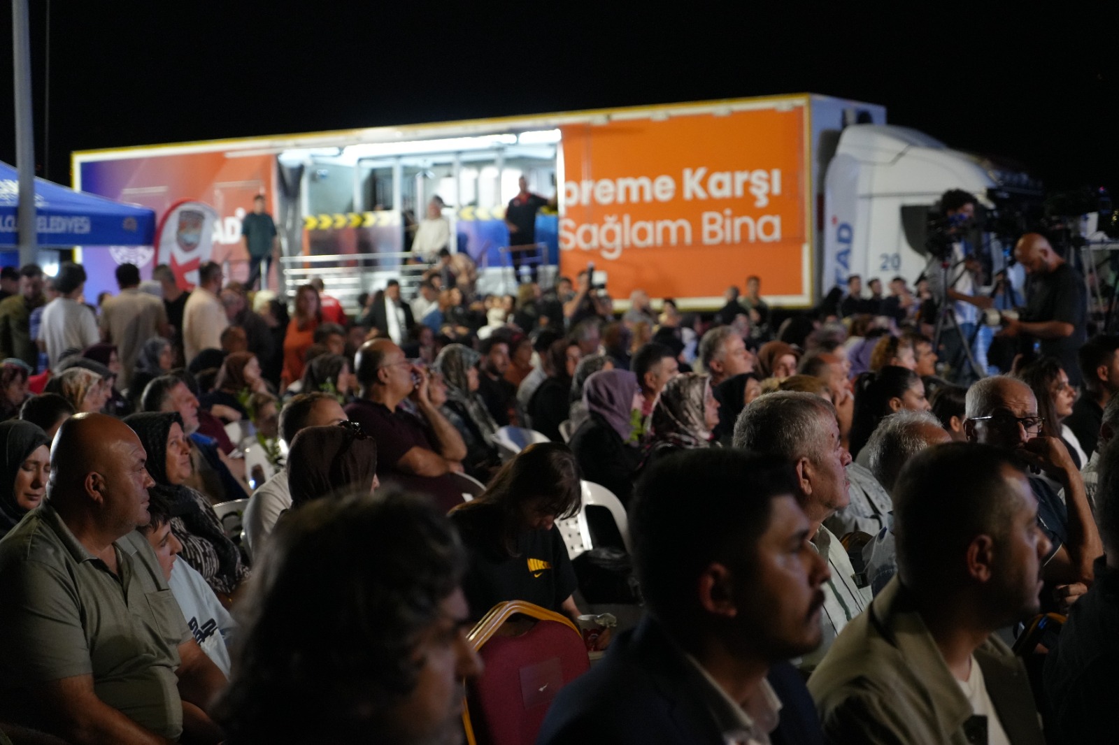 Kocaeli'nin Gölcük ilçesinde 17 Ağustos 1999 Marmara depreminde hayatını kaybedenler