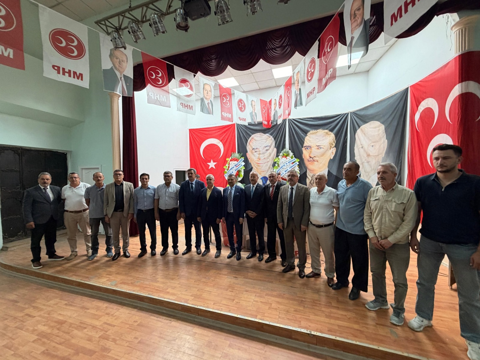 Milletvekili Taytak, Şaphane İlçe Kongresi’nde katıldı