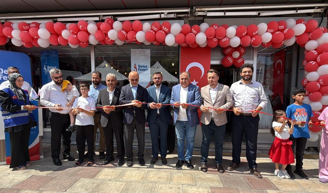 Deniz Fener tarafından Afyonkarahisar ‘a geçici mağaza açıldı.