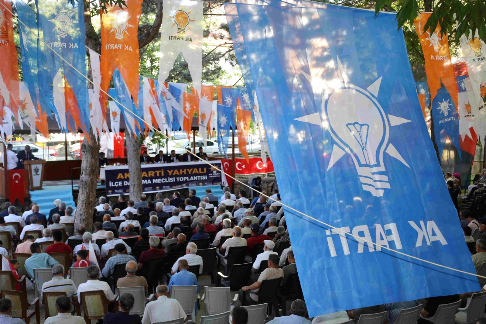 “Çalışmalarımızı kararlılıkla sürdürüyoruz”