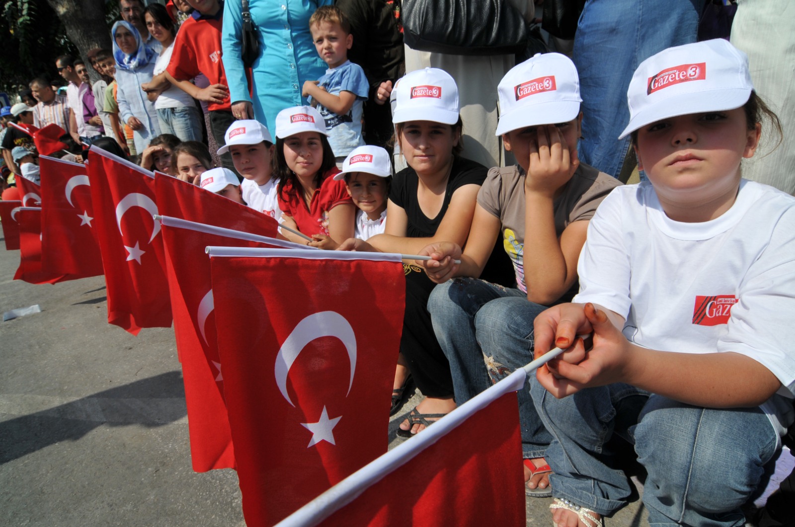 KOCATEPE’den çıktık yola: Gazete 3, 18 yaşında 3 KOCATEPE’den çıktık yola: Gazete 3, 18 yaşında