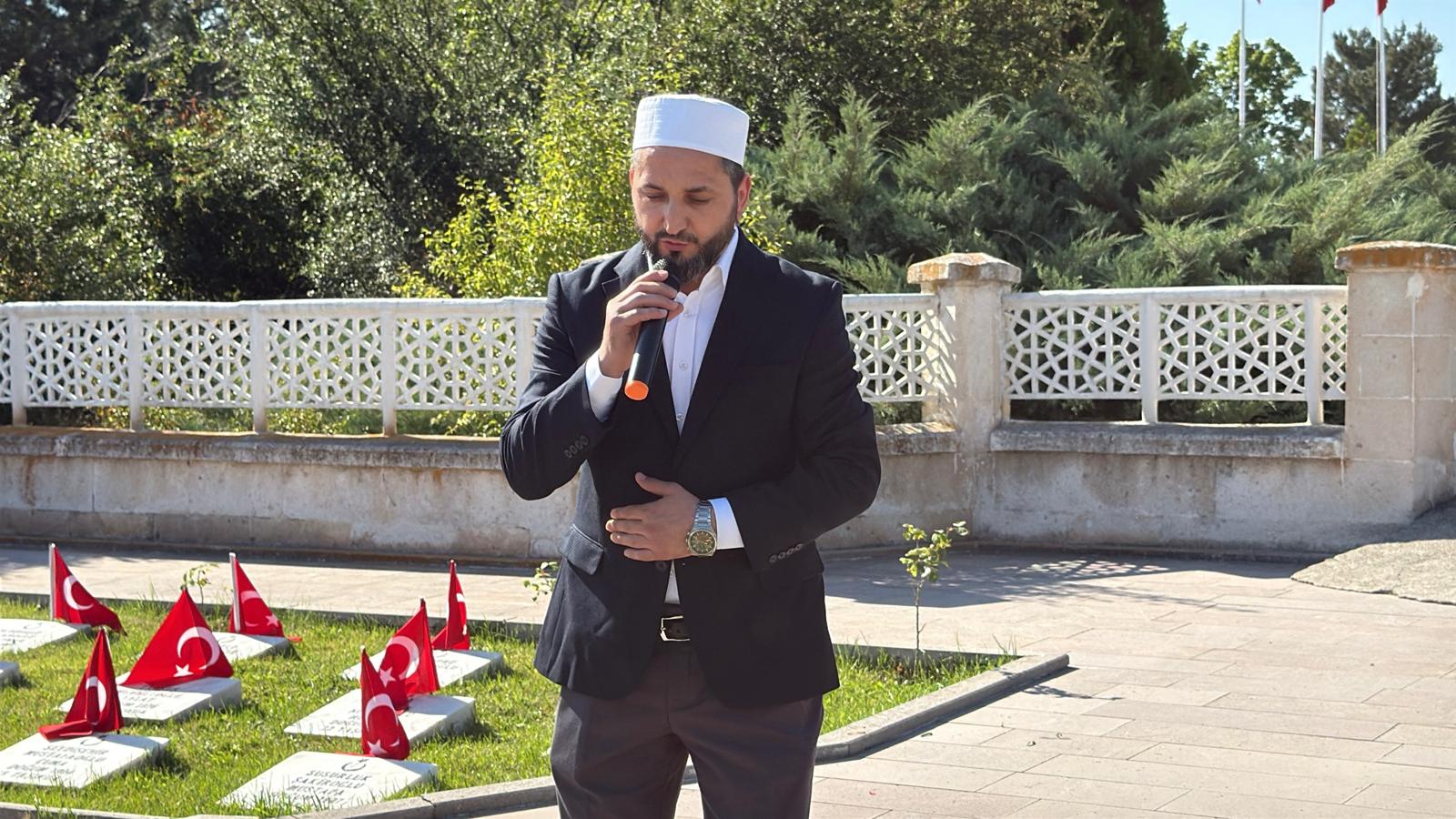 SİNANPAŞA’DA ANMA TÖRENİ