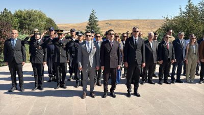 Büyük Taarruz Zafer Haftası’nın 104. yıl dönümü dolayısıyla Afyonkarahisar’ın Sinanpaşa