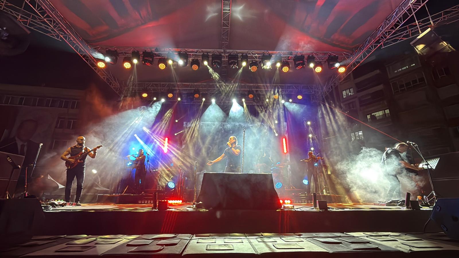 Kıraç’tan unutulmaz konser