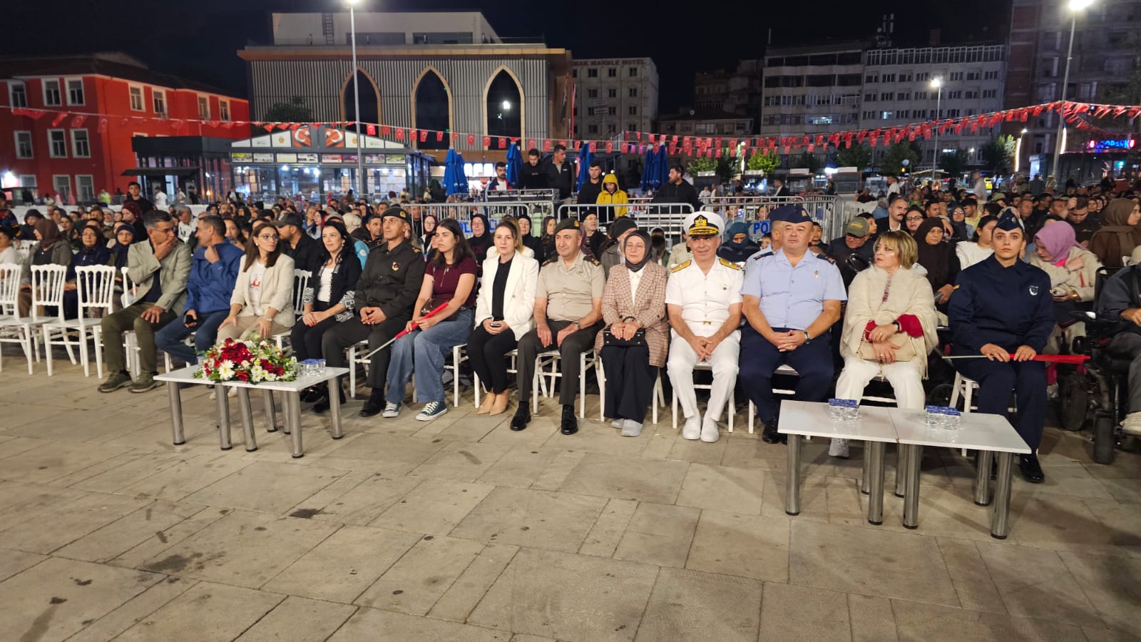 “Cumhuriyet Destanı: Bir Millet Uyanıyor” büyük beğeni topladı 1 “Cumhuriyet Destanı: Bir Millet Uyanıyor” büyük beğeni topladı