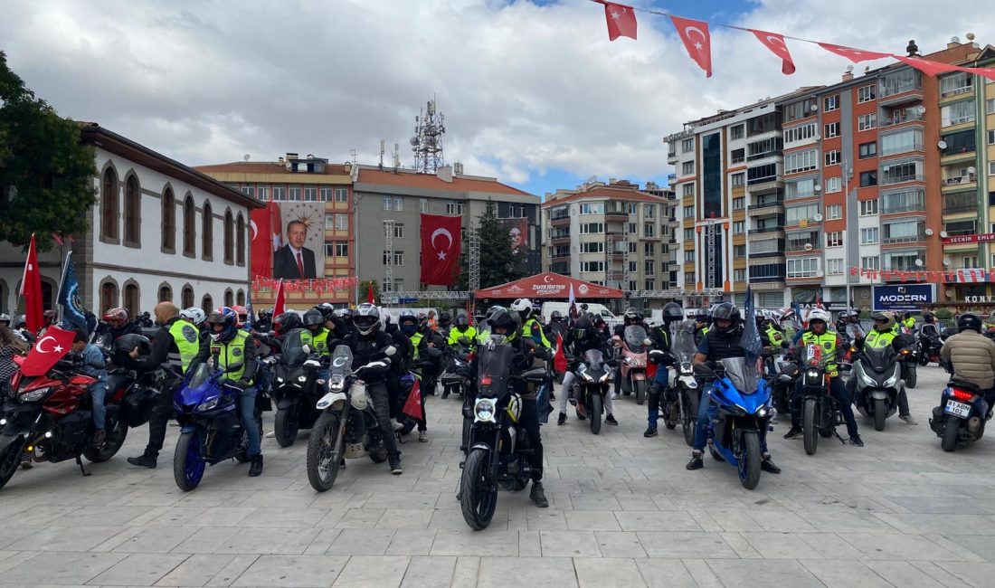 Afyonkarahisar’da 30 Ağustos Zafer Bayramı’nın 104. yıl dönümü dolayısıyla motosiklet