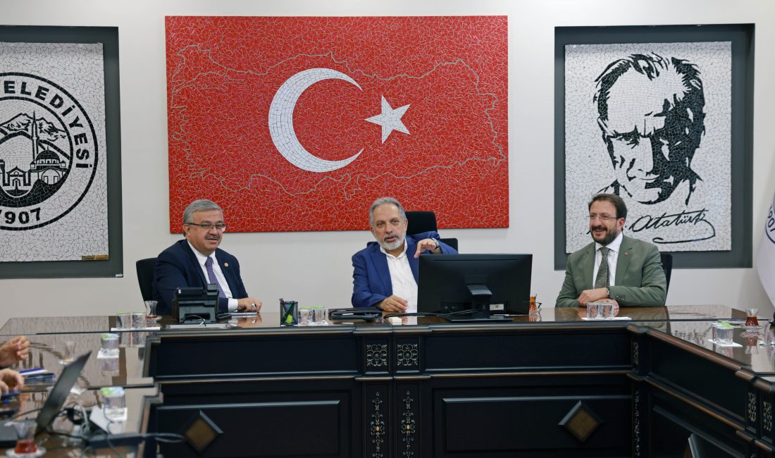 AK Parti Afyonkarahisar Milletvekili ve Kayseri İl Koordinatörü İbrahim Yurdunuseven,