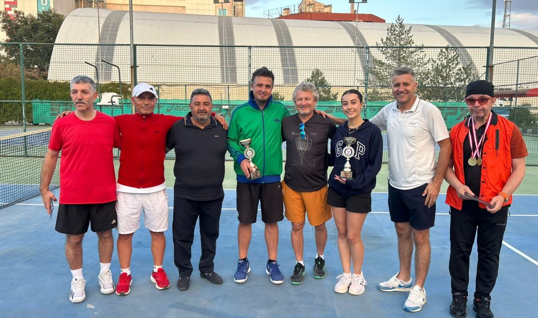 Afyon Tenis Masterlar adına İbrahim Karakaya’nın organizasyonuyla düzenlenen, FSM Kulüp