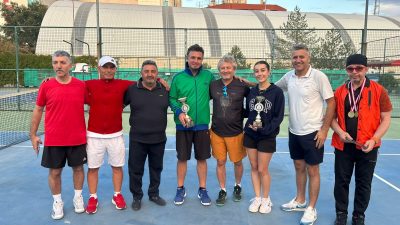 Afyon Tenis Masterlar adına İbrahim Karakaya’nın organizasyonuyla düzenlenen, FSM Kulüp