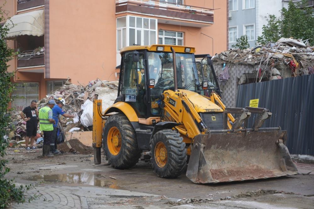 21 yıllık evleri bir gecede yok oldu 2 21 yıllık evleri bir gecede yok oldu