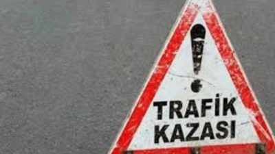 Afyonkarahisar’ın Çay ilçesinde otomobil ile kamyonetin çarpışması sonucu meydana gelen
