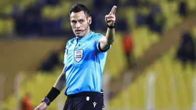 Fenerbahçe'nin UEFA Şampiyonlar Ligi play-off turunda Fransız ekibi Olimpik Lyon